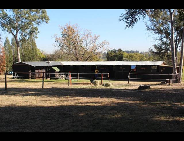FARM FOR SALE IN KYALAMI AH